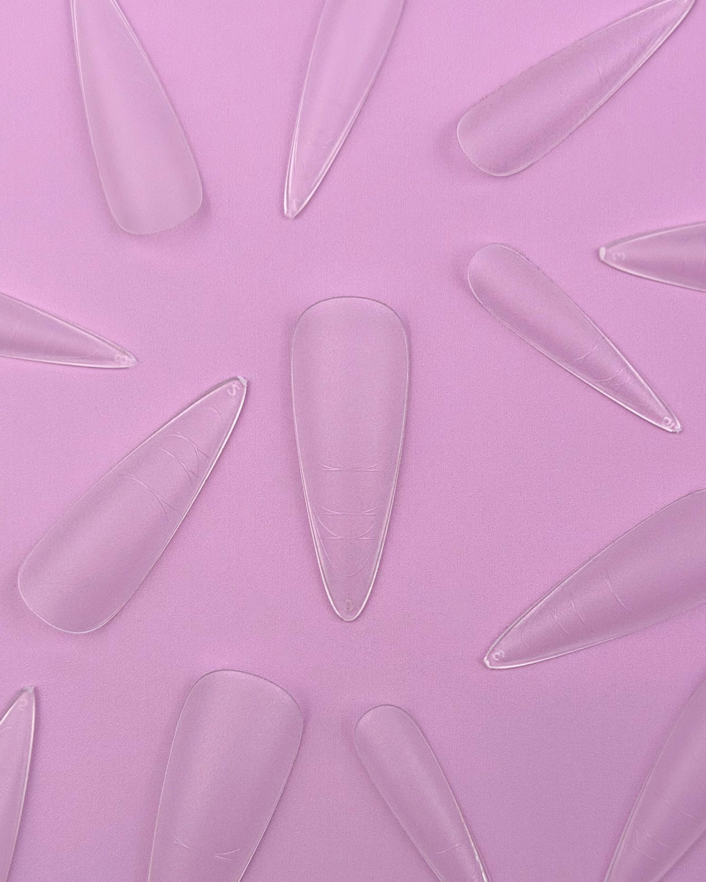 TIPS GEL STILETTO MEDIUM LUNAMOON 240 pcs